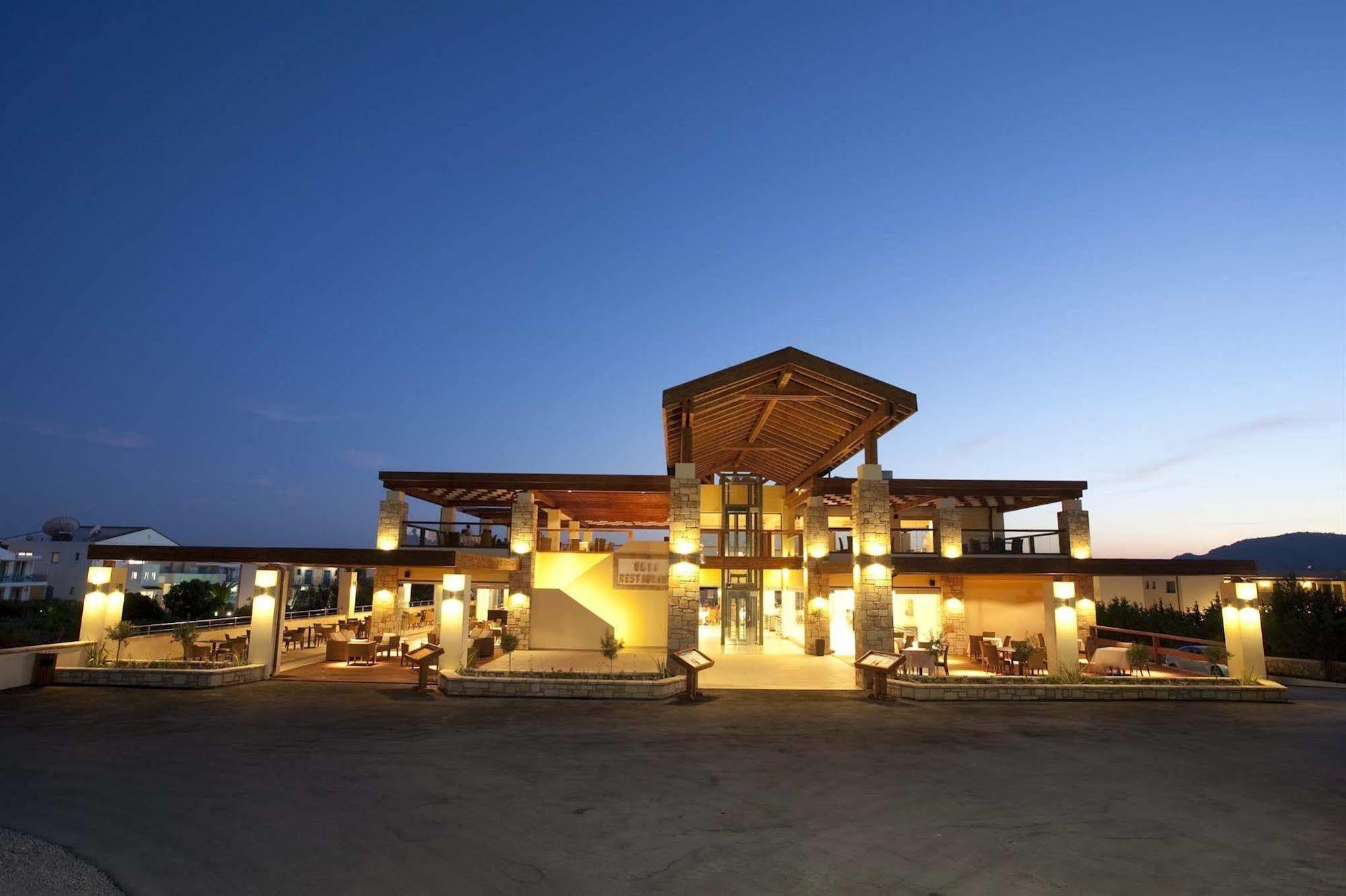 Island Blue Hotel Pefki Exterior foto